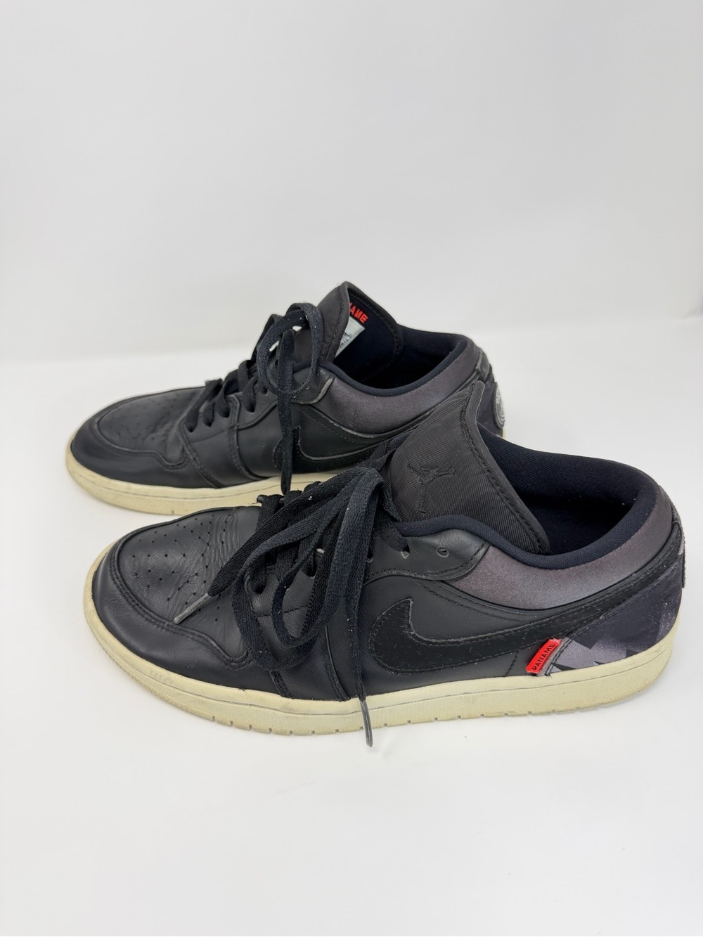 Nike Black Low-Top Leather Sneakers with Cream Sole